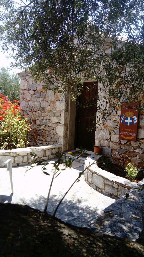 Charouda Stone Tower Apartamento Pírgos Dhiroú Exterior foto