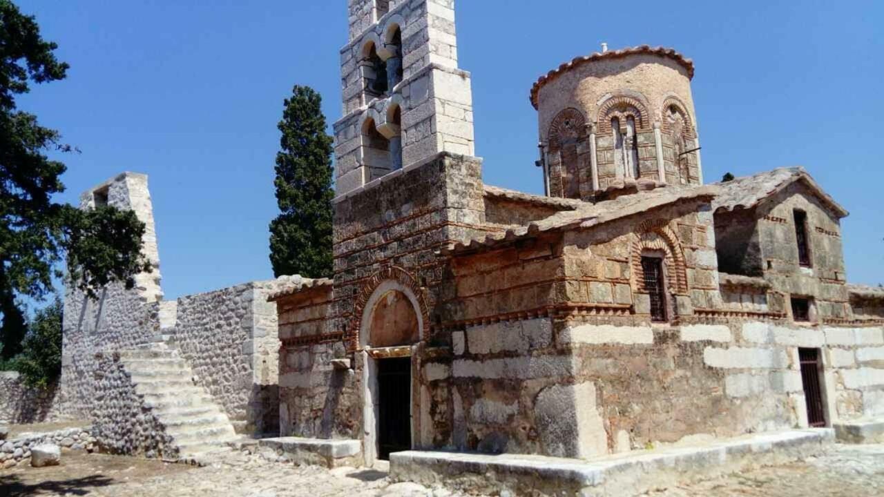 Charouda Stone Tower Apartamento Pírgos Dhiroú Exterior foto